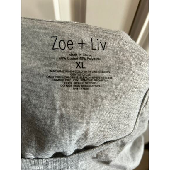 ZOE + LIV New "Take Care of Each Other" Gray Graphic Tee Size XL - Picture 3 of 3